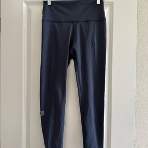 Fleo Charcoal Gray El Toro Leggings